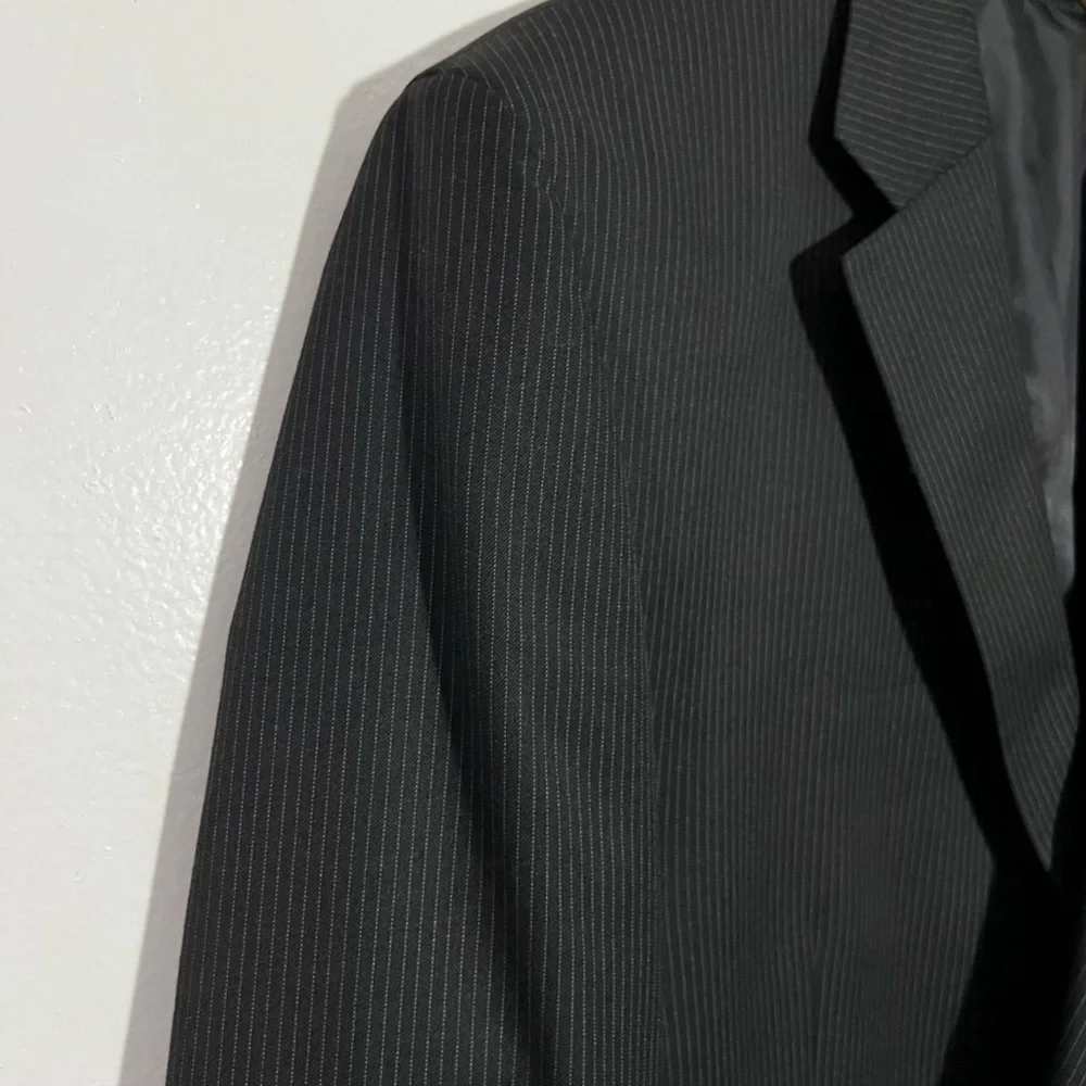 Chaps Men's Pinstripe Blazer Jacket Dark Gray‎ Size 42R